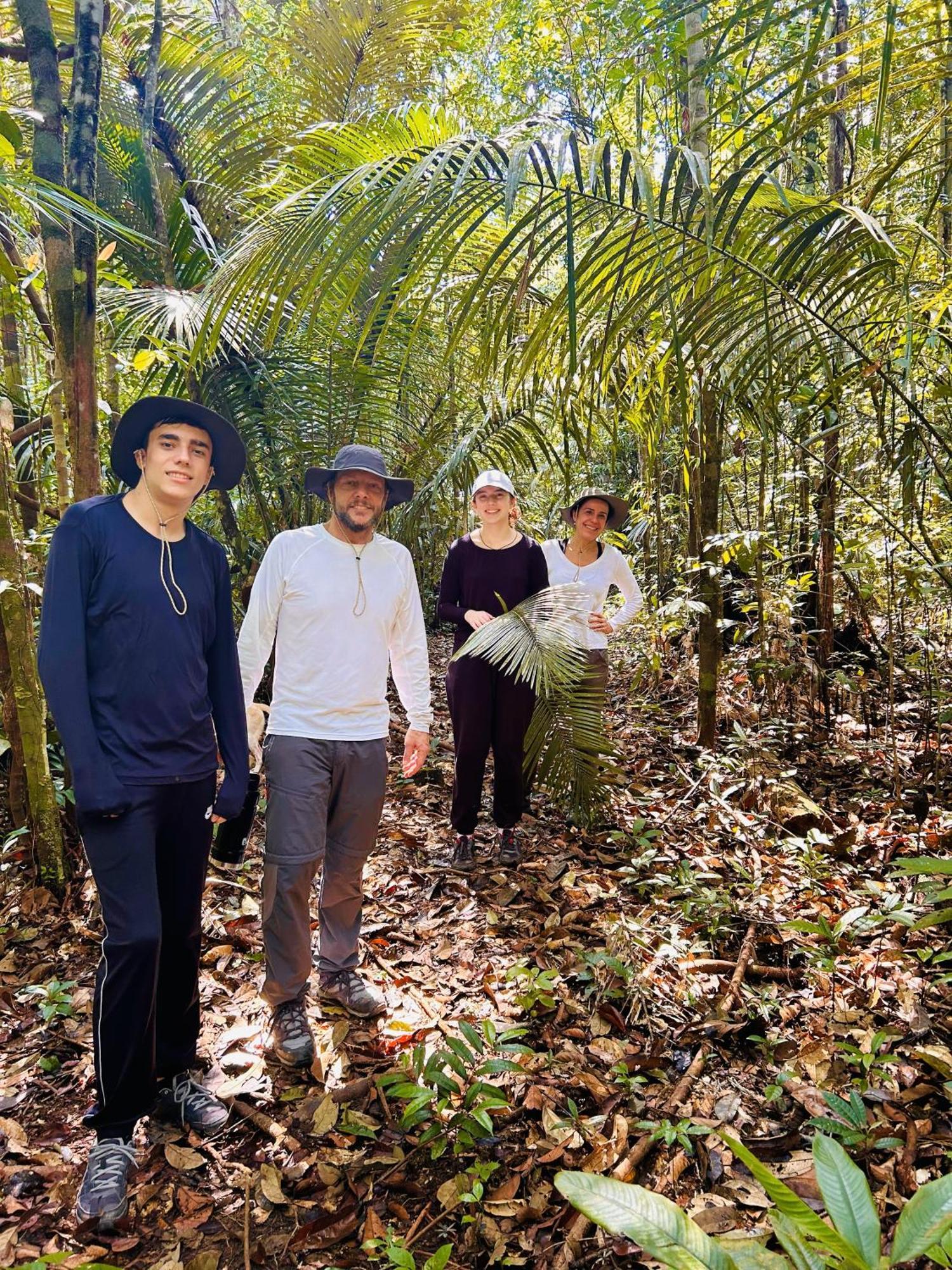 Ponta Poranga Jungle Lodge Nin Ngoại thất bức ảnh