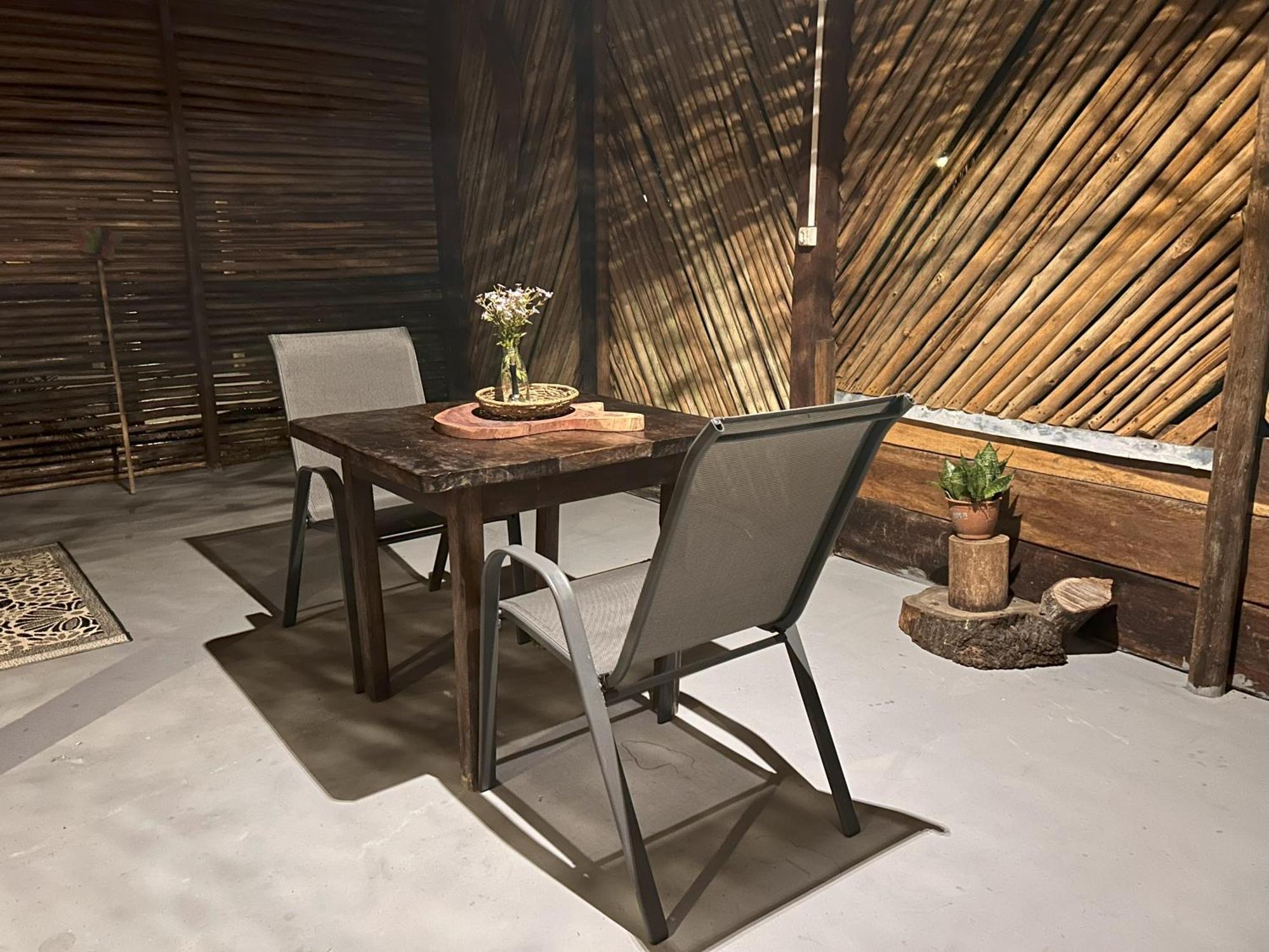 Ponta Poranga Jungle Lodge Nin Ngoại thất bức ảnh