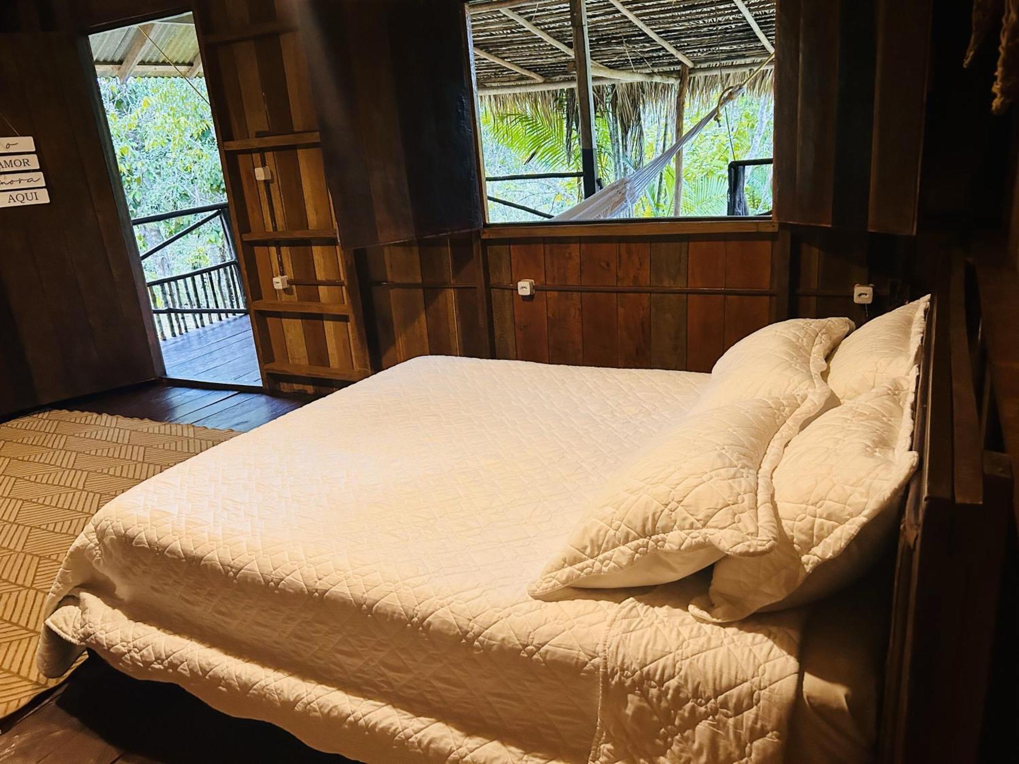Ponta Poranga Jungle Lodge Nin Ngoại thất bức ảnh